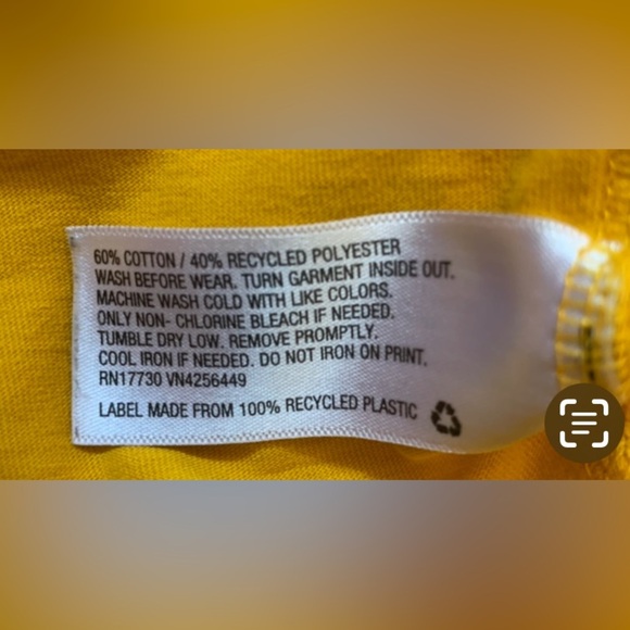 Cat & Jack We Are All Unique Long Sleeved Shirt-Girl’s Size 5T-Acorns Yellow - Picture 7 of 7